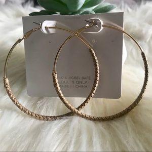 1 left!NEW! Gold Toned Lauhala Hoop Earrings